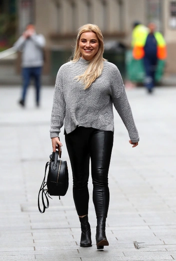 Сиан Велби в Лондоне | marieclaire.ru