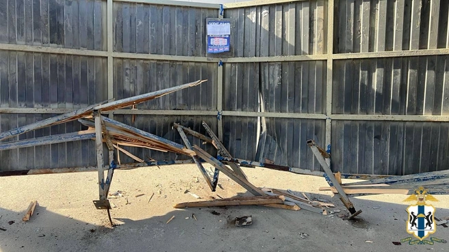 В момент ДТП пассажиры ждали общественный транспорт на остановке | Источник: ГУ МВД по Новосибирской области