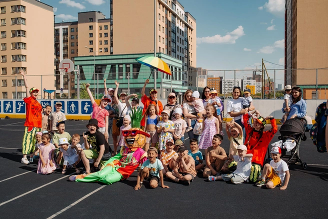 Яркое фото на память о счастливом детстве | Источник: «Столица»