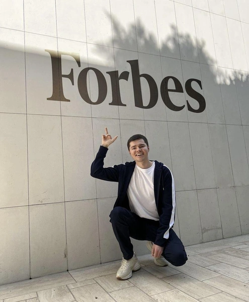 Путь от Forbes до тюрьмы: что известно об Аязе Шабутдинове, который продает курсы за 5 миллионов