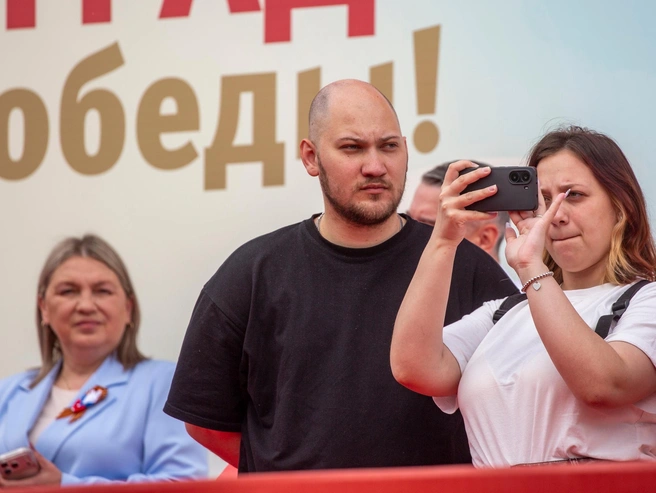 На трибунах было удобно и все видно, но попасть туда могли не все | Источник: Константин Завриков / V1.RU