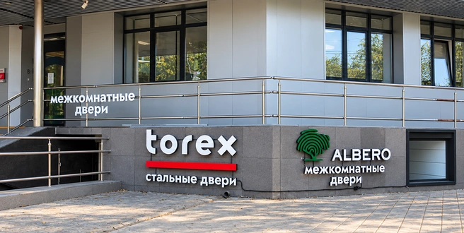 Новый салон расположен на Шилова, 8а | Источник: Салон дверей torex