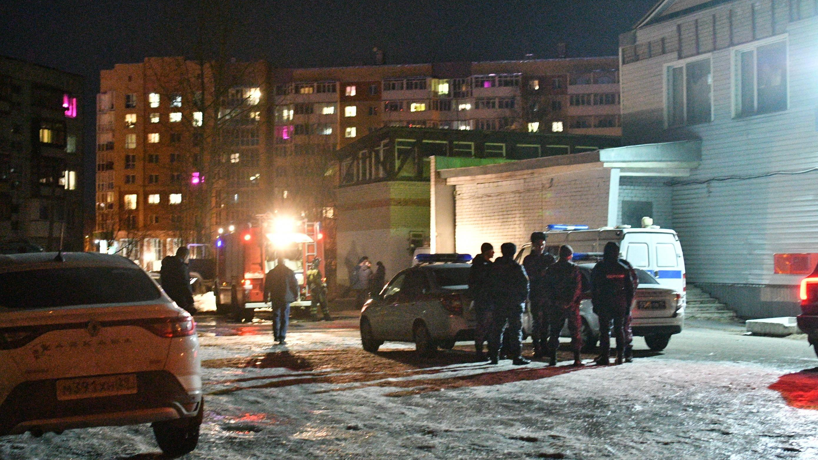В Архангельске подожгли четыре полицейских автомобиля: подозреваемого задержали