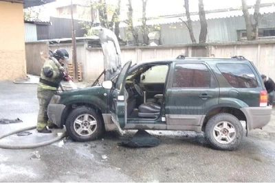 Возгорание автомобиля из-за утечки газа в станице Ессентукской