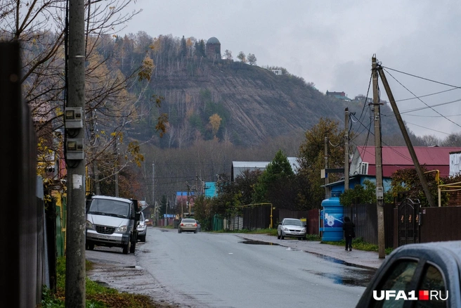 Из Нижегородки видно водонапорную башню | Источник: Булат Салихов / UFA1.RU