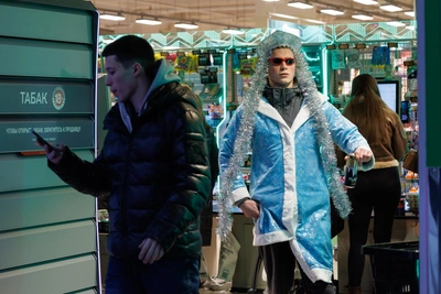 Гигантские очереди в магазинах Волгограда накануне Нового года