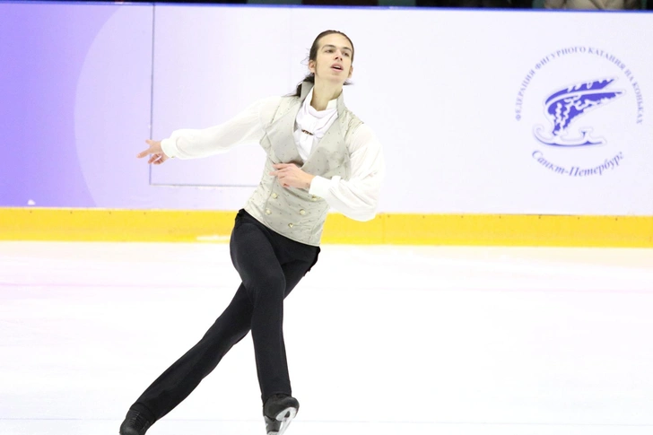 Петр Гуменник | www.starhit.ru