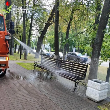 Скамейки в центральном сквере тоже  | Источник: МБУ Горзеленхозстрой / vk.com
