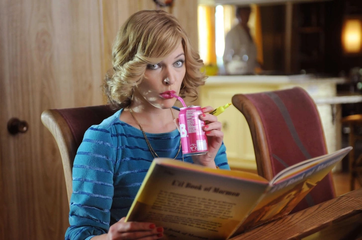 5 привычек, которые делают вас глупее — откажитесь от них, если хотите сохранить ясность ума | Источник: кадр из фильма «Дрянная девчонка»