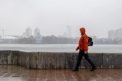 Свердловскую область засыплет мокрым снегом