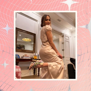 Платье с рукавами-фонариками как у Дженнифер Лопес — самый милый тренд зимы 2025/26