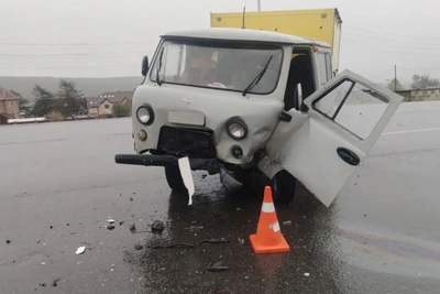 Три человека пострадали в ДТП на Колымском шоссе в Магадане