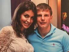 Адвокат Алисы Аршавиной боится, что футболист отнимет у нее дочь