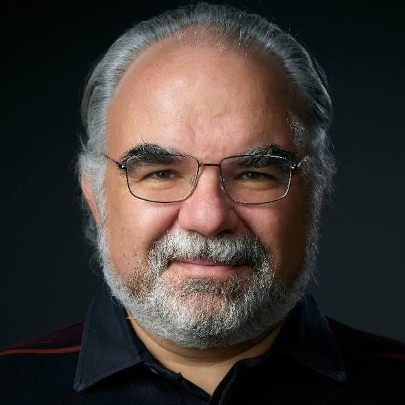 <p>Алексей Лукацкий</p>