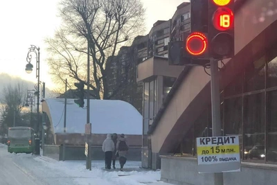 В Тюмени на столбах висят объявления о кредитах до 15 миллионов