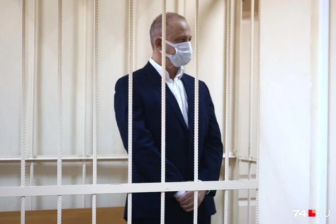 Одет он был в классический костюм, правда, без галстука | Источник: Михаил Шилкин 