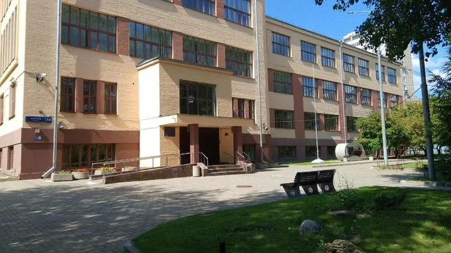 У топовой столичной школы&nbsp;— два корпуса | Источник: «Яндекс.Карты»