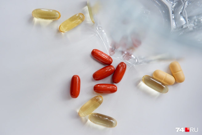 Девочка якобы ела таблетка в прямом эфире  | Источник: Дарья Селенская / Городские медиа