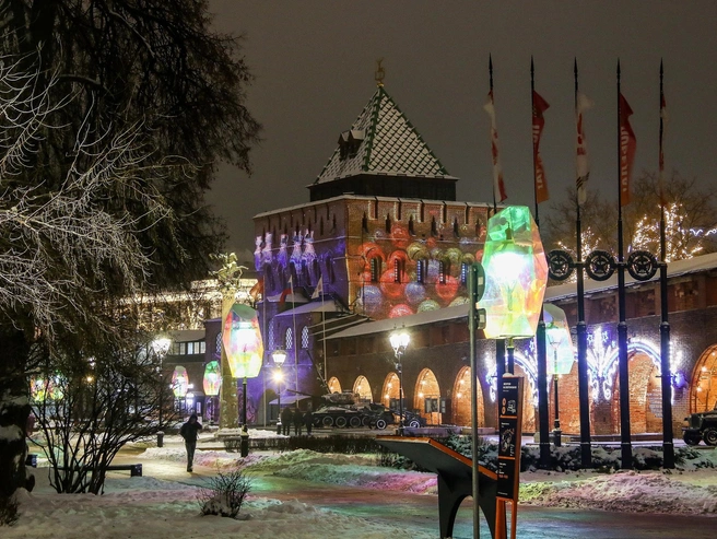 Нижегородский кремль в новогоднем убранстве | Источник: Наталья Бурухина / NN.RU
