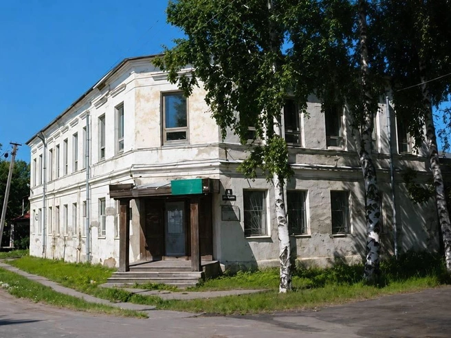 В Архангельске продают на торгах купеческий дом, расположенный в Онеге | Источник: ДОМ.РФ