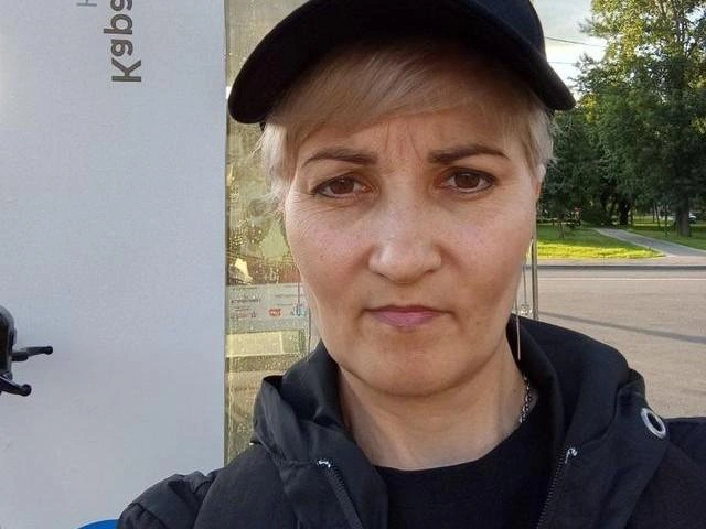 В Москве Александра сначала работала в батутном центре, потом на кухне в одном из ТЦ | Источник: Александра Шалина / T.me