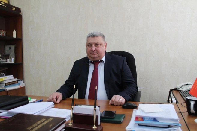 После назначения Вихарева на должность главы Фетюков перебрался в Москву и стал его заместителем | Источник: Олег Фетюков / Ok.ru
