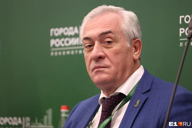 Яков Силин руководит УрГЭУ с 2015 года, а до этого хотел стать мэром Екатеринбурга | Источник: Владислав Лоншаков / E1.RU