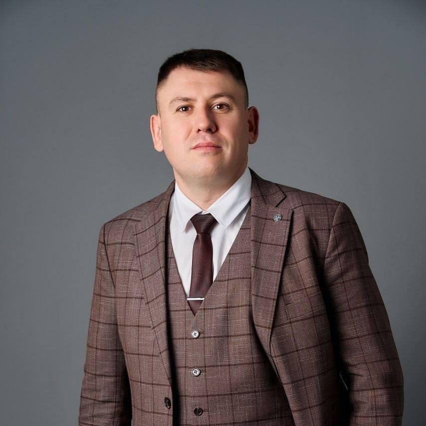 Денис Бадьин