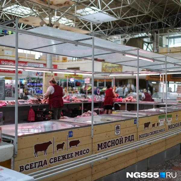 Мясной отдел наполовину пуст  | Источник: Евгений Софийчук / NGS55.RU 