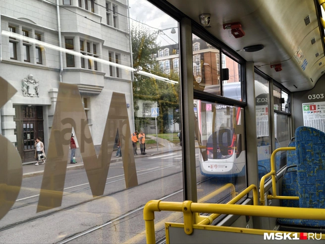 Из окна троллейбусного маршрута не видно Москвы | Источник: Дмитрий Бондарев / MSK1.RU