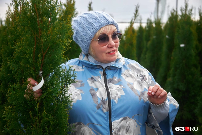 Начиналось всё с маленького палисадника, который Вера попросила разбить на заднем дворе дома своего отца | Источник: Роман Данилкин / 63.RU