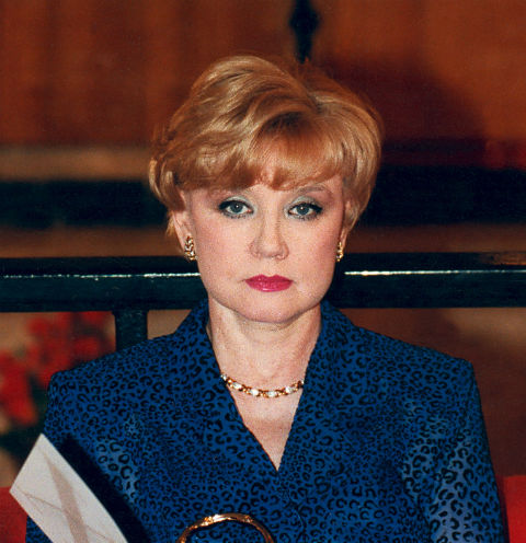 Вера Алентова