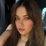 <p>Афра Сарачоглу</p>