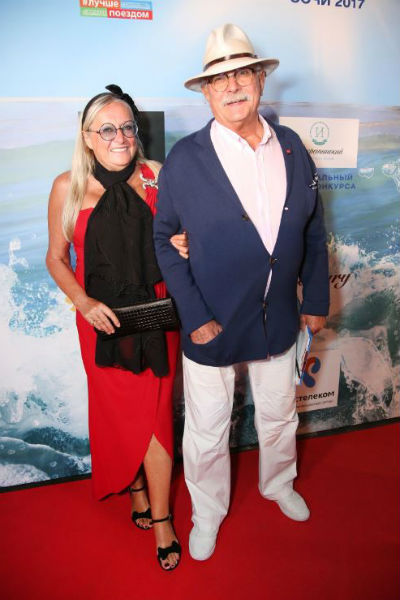 Никита и Татьяна Михалковы женаты 45 лет. У пары две дочери Анна, Надежда и сын Артем.