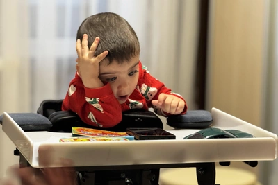 Родители собирают 3,7 млн рублей на лечение сына с ДЦП