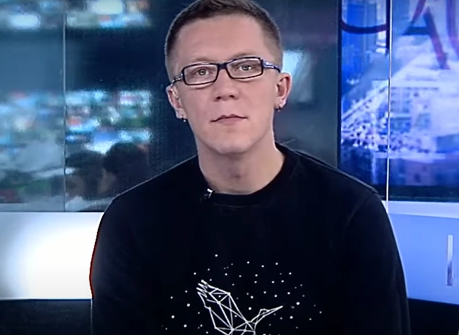 Режиссеру фильмов Собчак ограничили свободу по делу об осквернении памятника в Касимове | ya62.ru