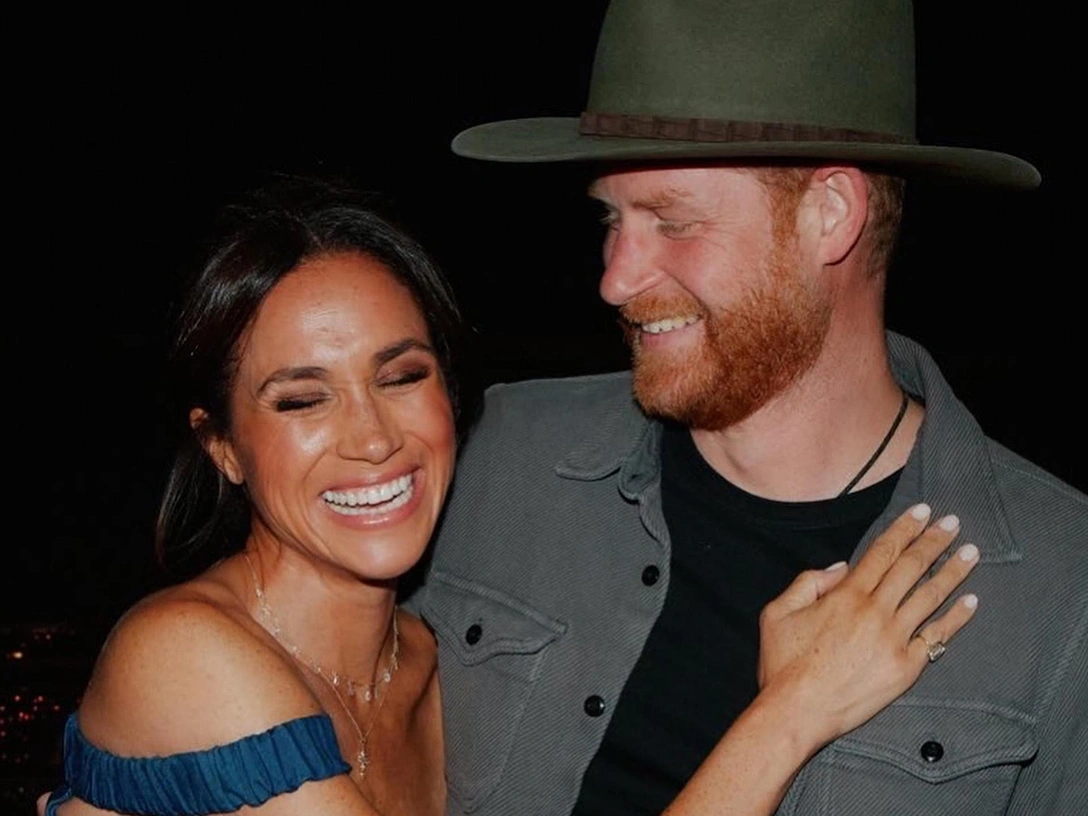 Меган Маркл и принц Гарри на концерте Бейонсе, 2025 год. | marieclaire.ru