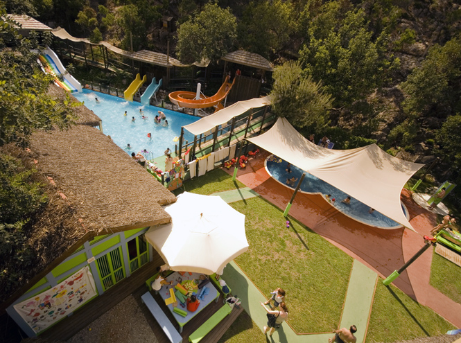 Источник: Архивы пресс-служб