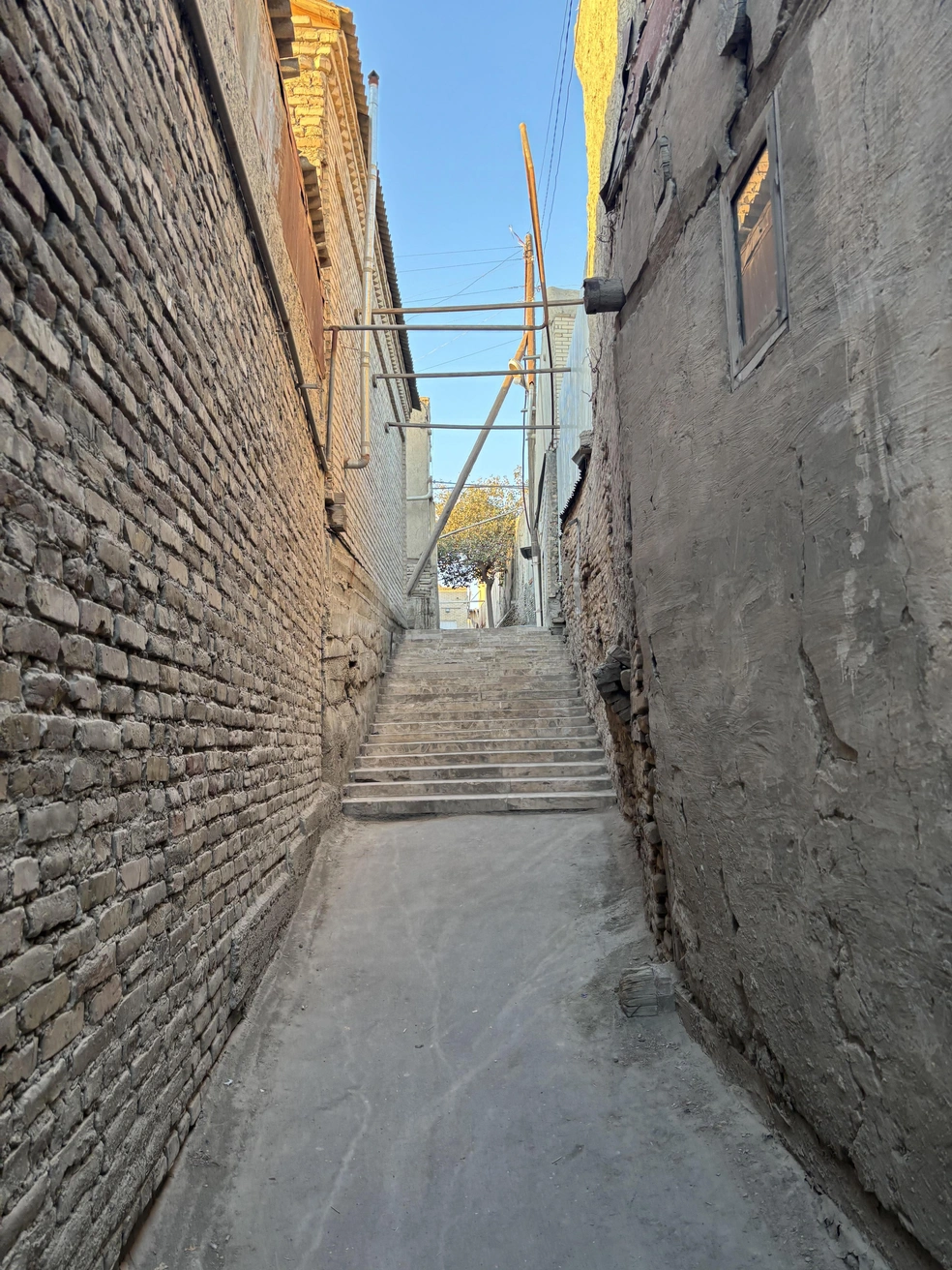 Узкие улочки Бухары | Источник: captainu_lyalya / T.me