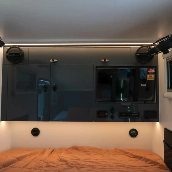 Комфортабельная хижина: оцените жилой прицеп Escape Pod из Австралии для небольших путешествий