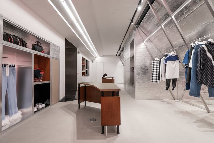 Модный бутик One-Off в Милане по дизайну Dimore Studio (фото 10)