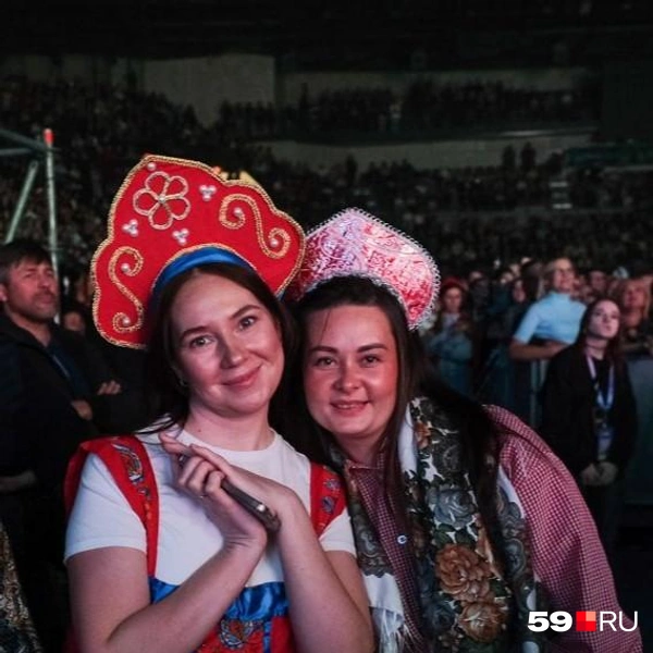 Вы только посмотрите, какая красота: не только кокошник, но и сарафан! | Источник: Тимофей Калмаков / 59.RU