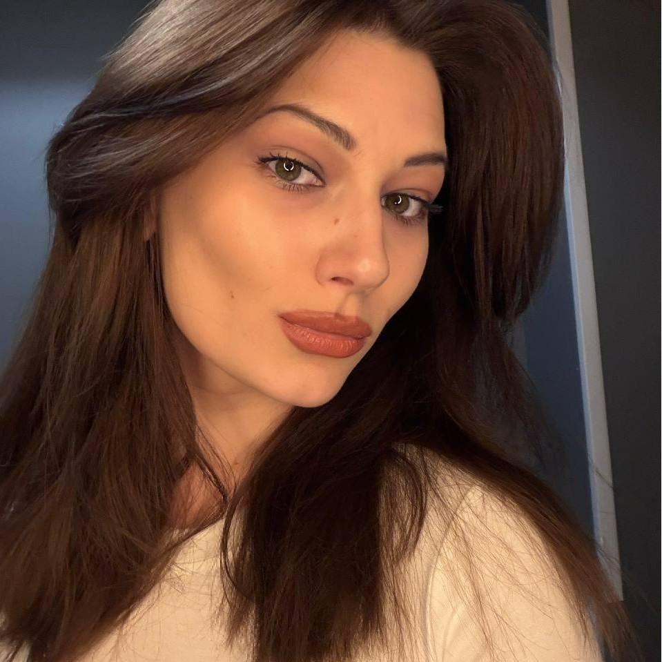 Анна Иванина