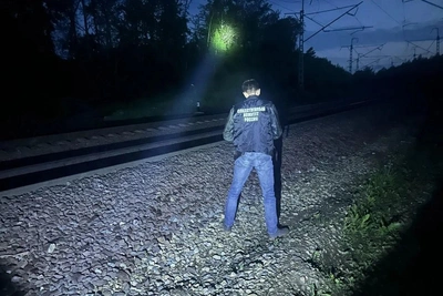 Женщина погибла под поездом на перегоне под Красноярском