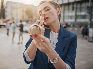 5 полезных советов для тех, кто красится на ходу