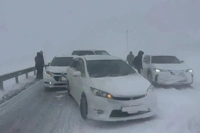 На трассе Чита-Забайкальск столкнулись 11 автомобилей
