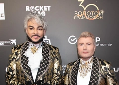 Лолита вспоминает о Цекало, Киркоров и Басков копируют Двоих из ларца, а Валерия — принцессу Зефирку: «Золотой граммофон»