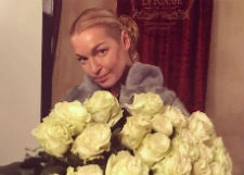 Фанаты осудили голую Анастасию Волочкову за шпагат в бане