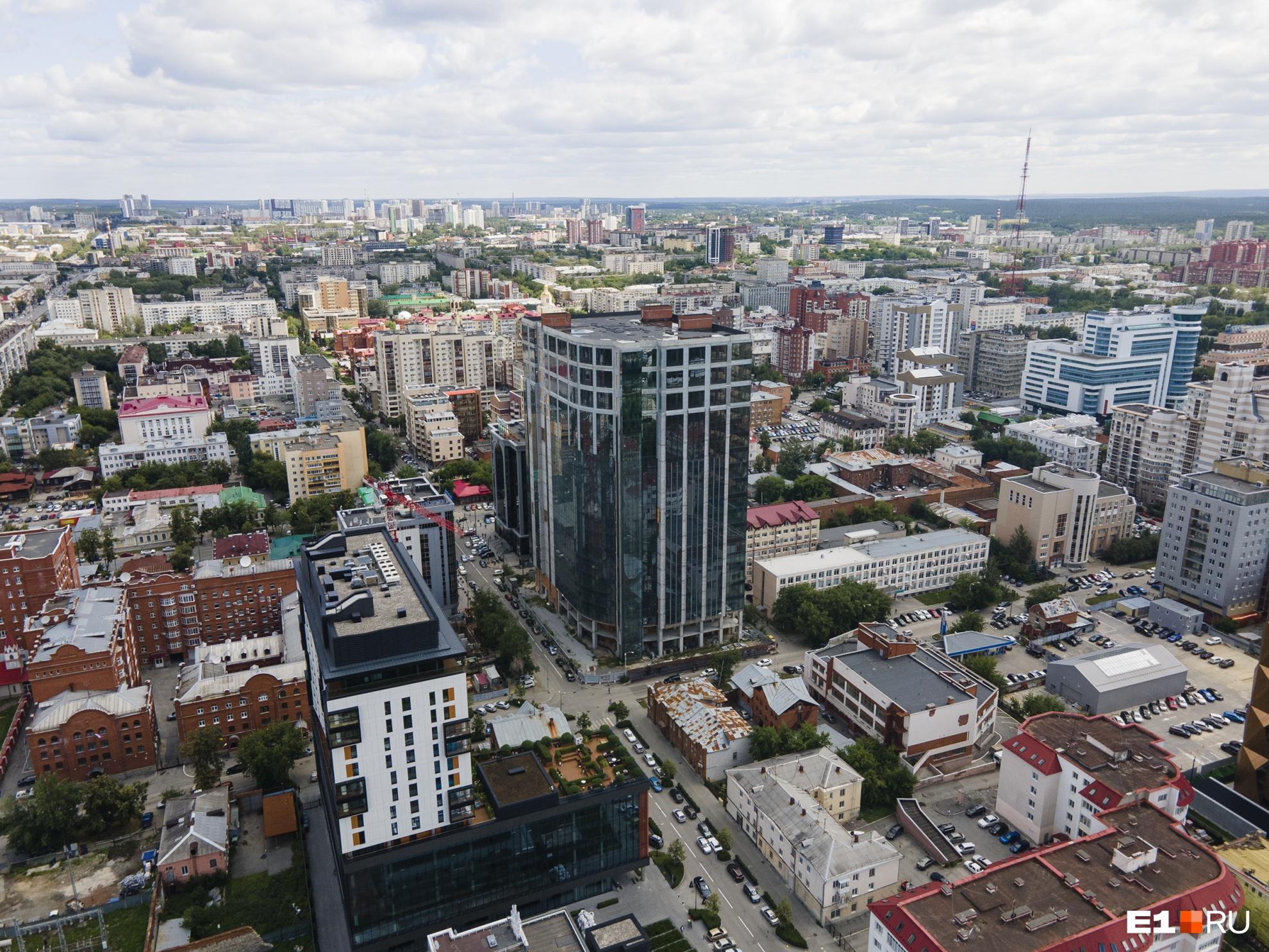 В Екатеринбурге на три года перекроют участок улицы Энгельса, где нельзя  будет проехать - 23 октября 2023 - Е1.ру