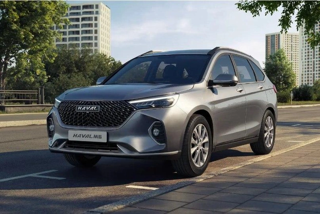 Haval, по словам многих автомобилистов, выглядит довольно скромно | Источник: Чанган Центр на Копейском